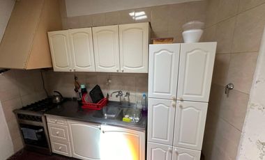 EN VENTA CASA 2 DORMITORIOS ZONA SAN AGUSTÍN