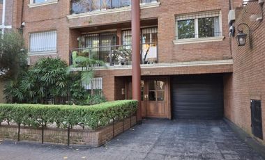Cochera en venta en Martínez