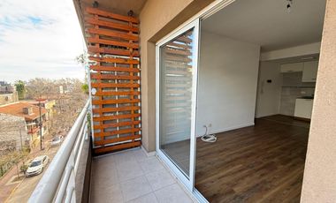 Departamento con cochera EN ALQUILER Y EN VENTA