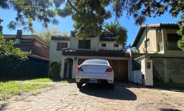 Casa en  ADROGUE
