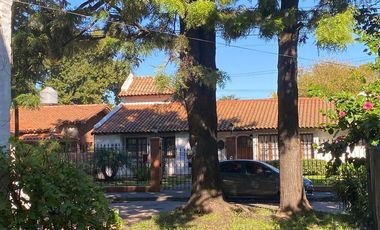 Casa en  ADROGUE