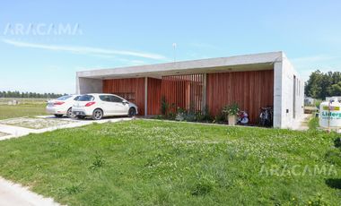 Casa en VENTA en Lares de Canning