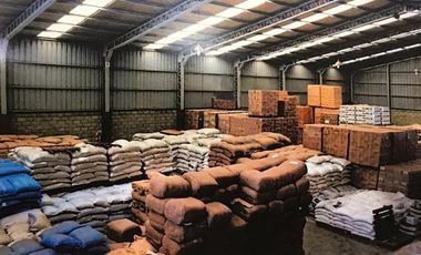 Nave Industrial con oficinas, Hudson