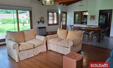Casa en  venta Bella Vista
