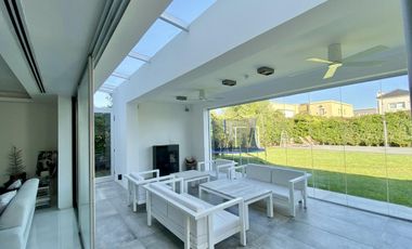 Exclusiva Casa en Alquiler en Windbells