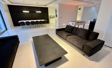 Exclusiva Casa en Alquiler en Windbells