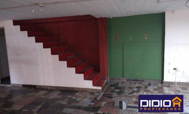 Venta local Burzaco- EN ESQUINA- MAS DE 200 METROS CUADRADOS