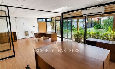 Propiedad con amplio terreno y alto potencial en Providencia