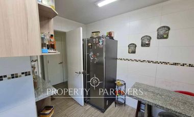 Amplia casa en exclusivo condominio