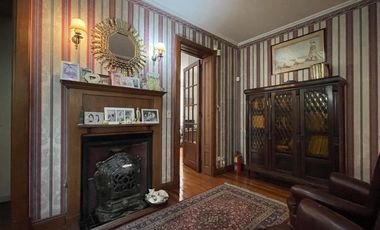 Venta- Casa en Belgrano 5  ambientes c/ Dep.
