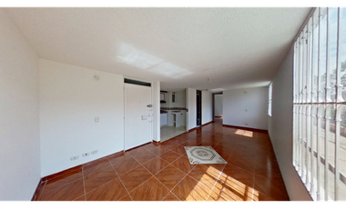 Apartamento en venta en Hogares Soacha El Triunfo I en primer piso y remodelado