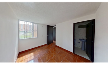 Apartamento en venta en Hogares Soacha El Triunfo I en primer piso y remodelado