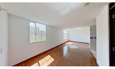 Apartamento en venta en Hogares Soacha El Triunfo I en primer piso y remodelado