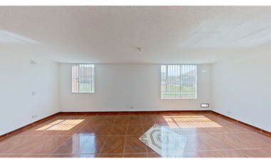 Apartamento en venta en Hogares Soacha El Triunfo I en primer piso y remodelado