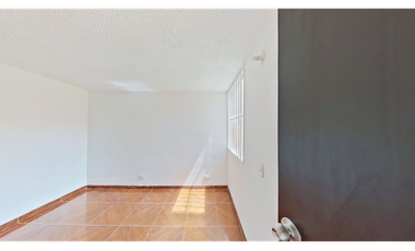 Apartamento en venta en Hogares Soacha El Triunfo I en primer piso y remodelado