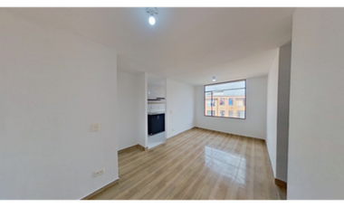 Apartamento en último piso en Soacha con buena iluminación y privacidad ☀