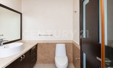 Casa en Venta Res. Villa Magna | Cancún | Paneles Solares