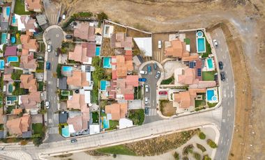 Casa Ciudad de los valles 234 mts útiles 4D +4B