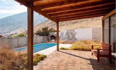 Casa Ciudad de los valles 234 mts útiles 4D +4B
