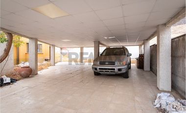 Casa Ciudad de los valles 234 mts útiles 4D +4B