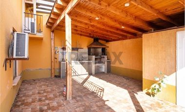Casa Ciudad de los valles 234 mts útiles 4D +4B