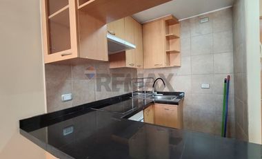 COMODO MONOAMBIENTE CERCANO A SANTA ANA