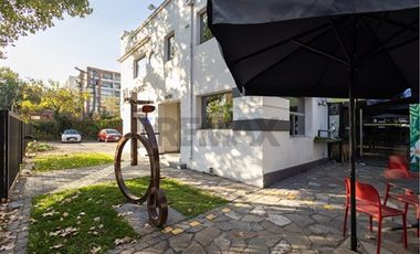 Casona corporativa en Providencia