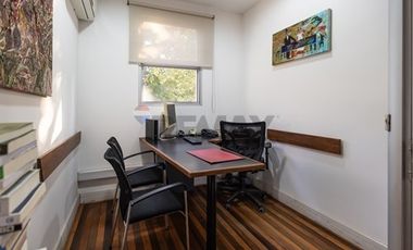 Casona corporativa en Providencia