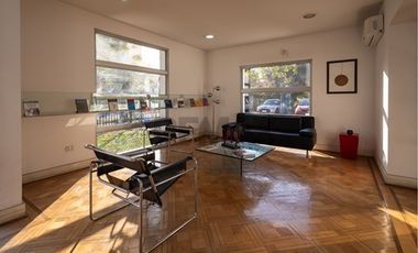 Casona corporativa en Providencia