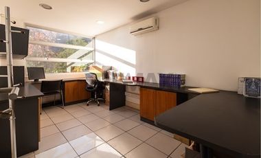 Casona corporativa en Providencia