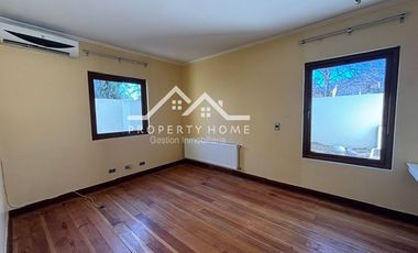 ARRIENDO CASA 4 DORM (2 SUITE) + ESCR + SERVICIO PIEDRA ROJA