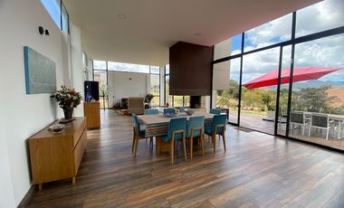 Renta Espectacular Casa En Club House - La Calera