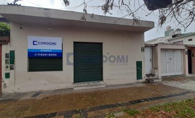 Alquiler Local en Lanús Oeste Ideal Pequeño Deposito o Comercio de barrio.