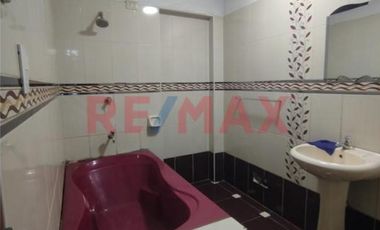 Casa De 3 Pisos En Venta En Sjl – Ideal Para Vivienda + Negocio