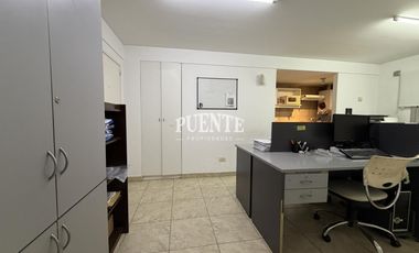 Oficina en Banfield Oeste con cochera