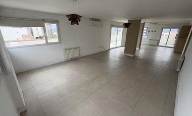 Departamento en Área Centro Este