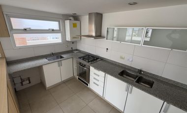 Departamento en Área Centro Este