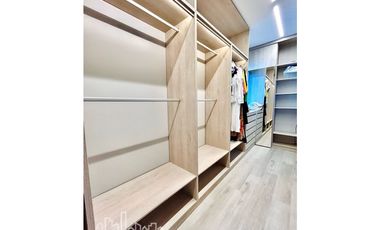 Apartamento totalmente remodelado frente a la bahía