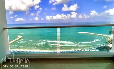 Cartagena frente al mar en Bocagrande