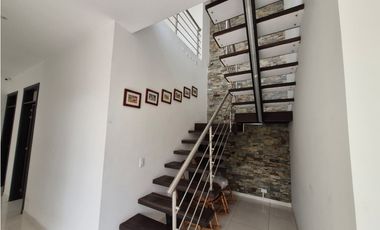 VENTA Exclusiva Casa Campestre con Piscina y Terraza VIP