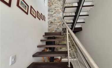 VENTA Exclusiva Casa Campestre con Piscina y Terraza VIP