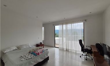 VENTA Exclusiva Casa Campestre con Piscina y Terraza VIP
