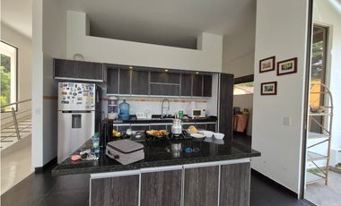 VENTA Exclusiva Casa Campestre con Piscina y Terraza VIP