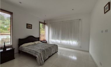 VENTA Exclusiva Casa Campestre con Piscina y Terraza VIP