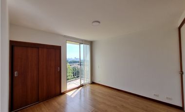 Arrienda  apartamento en la Estrella/ Sector Suramerica