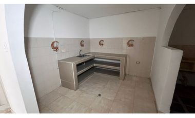 SEGUNDO PISO EN ALQUILER BARRIO PETRUC PALMIRA VALLE
