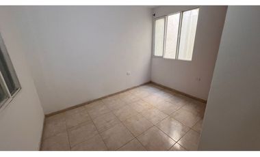 SEGUNDO PISO EN ALQUILER BARRIO PETRUC PALMIRA VALLE