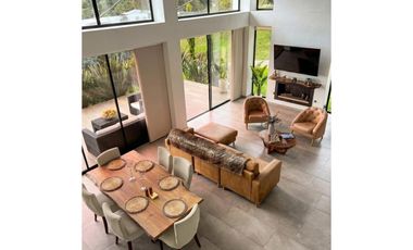 Casa en Arriendo en Envigado