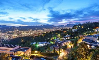 Casa en Arriendo en Loma del Escobero