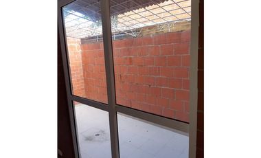 CASA EN ALQUILER EN EXCELENTE SECTOR DE CAÑA REAL EN PALMIRA